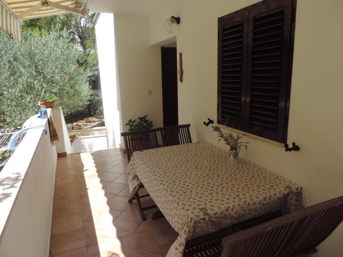 Apartmani Lavanda Pag Town Room photo